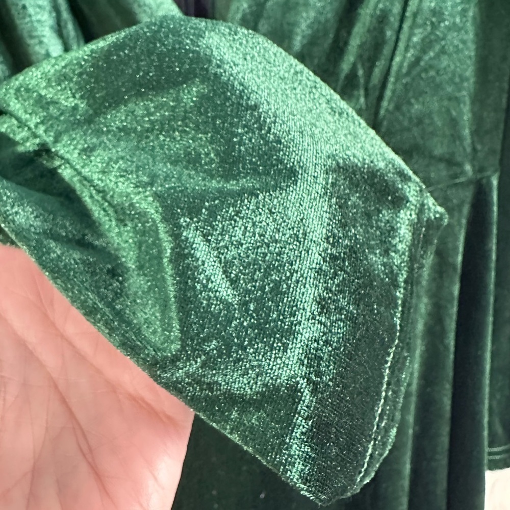 Deep green velvet long sleeve gown m - Picture 5 of 6